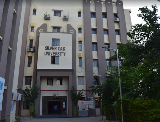 SILVER OAK COLLEGE OF PARAMEDICAL